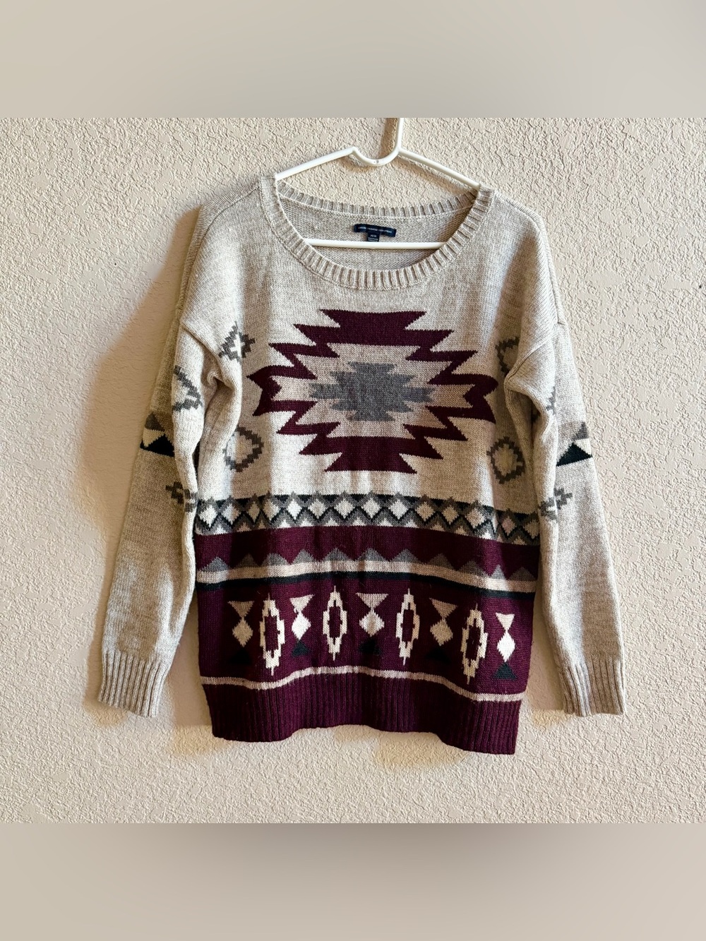 American Eagle Outfitters Womens M Sweater Native Southwestern Crew Neck Wool